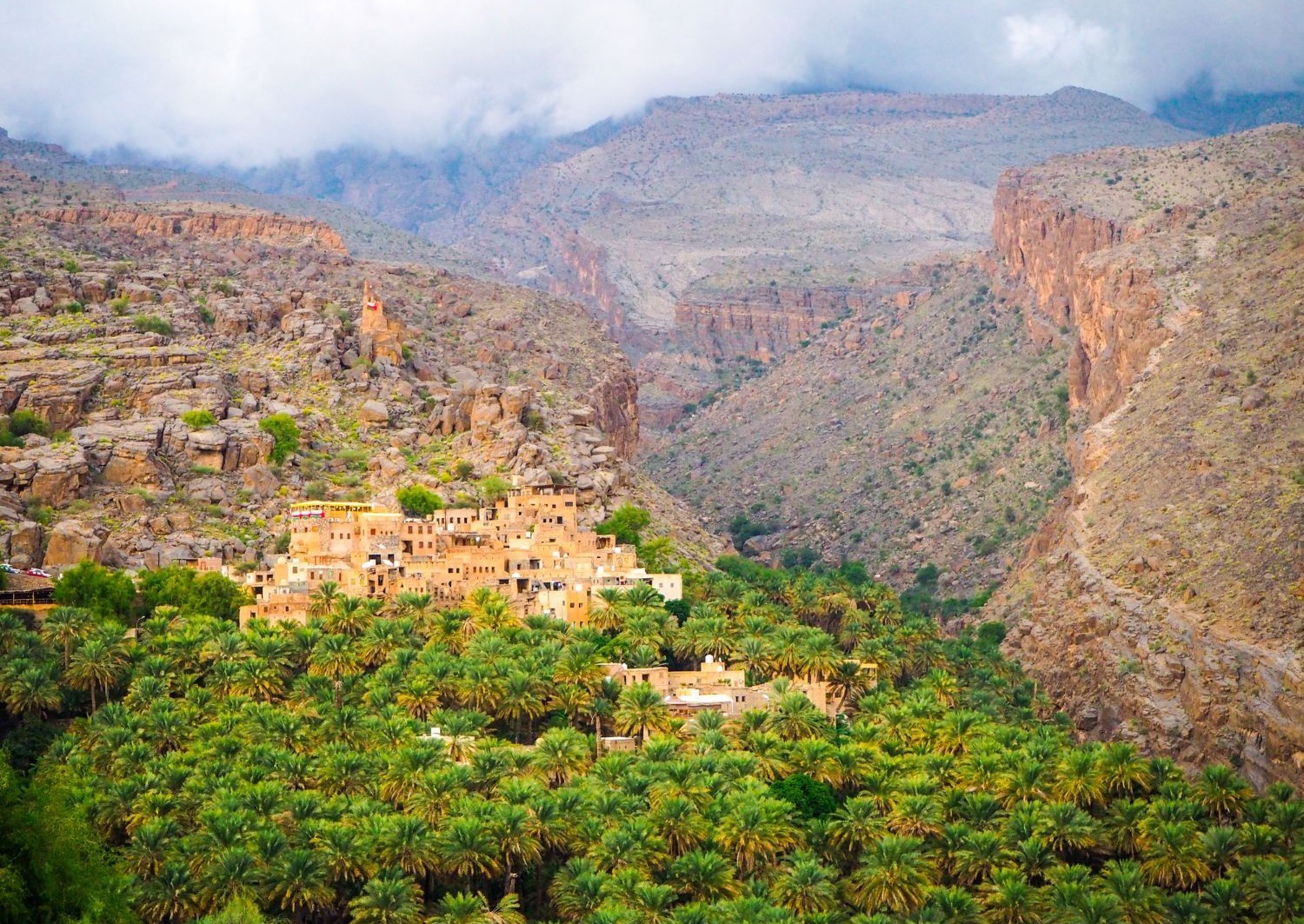 Misfah Al Abriyyin Village nestled at the base of Jebel Shams